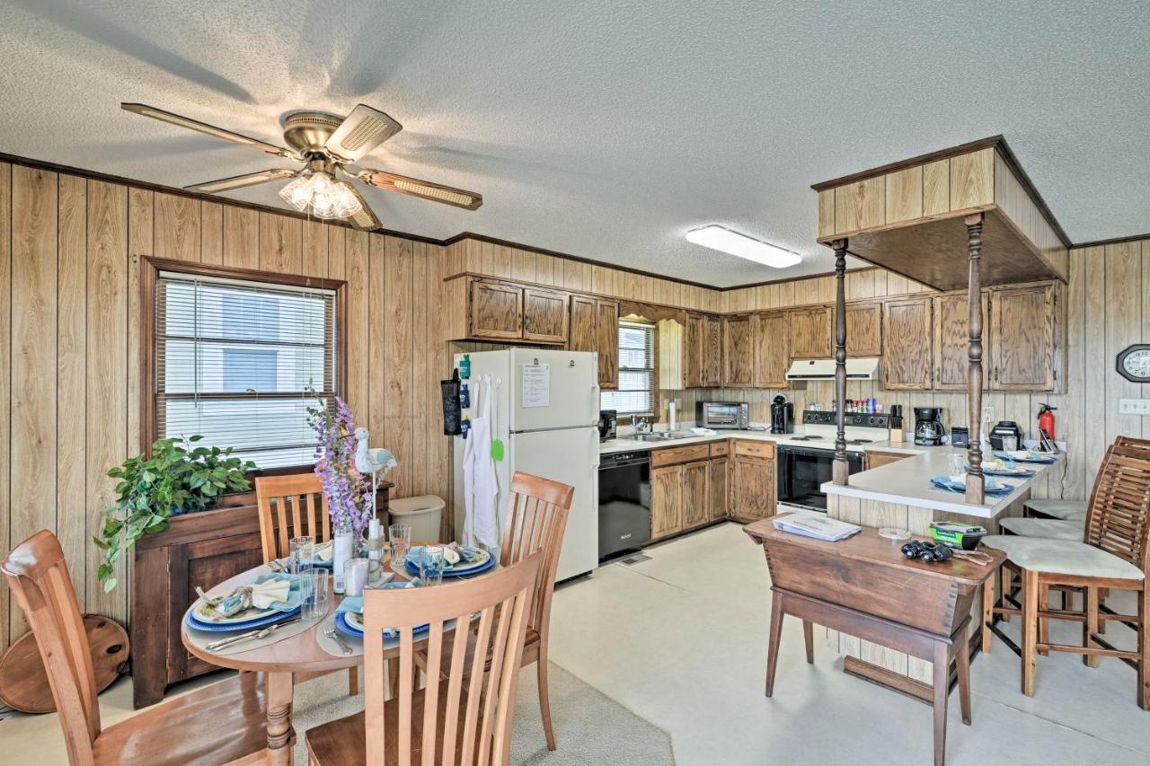 Pet-Friendly Second Row House Steps To Beach! Holden Beach Buitenkant foto